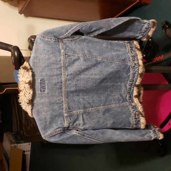Women's no boundaries jean jacket with sherpa sz.5 Junior - Picture 3 of 4